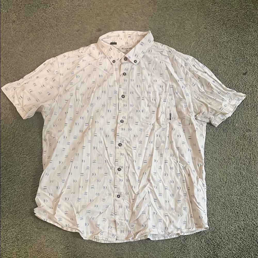 Billabong XL White Casual Button Down Shirt